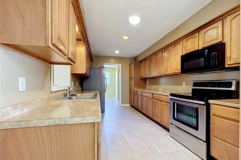 Villa ou maison à louer à Winter Haven, Floride: 3 chambres, 157.19 m2 № 2430845 - photo 7