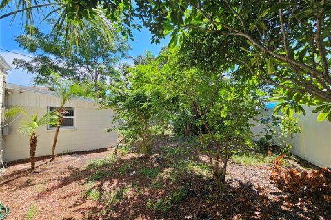 Casa en venta en Saint Petersburg, Florida, 3 dormitorios, 83.61 m2 № 1851454 - foto 13