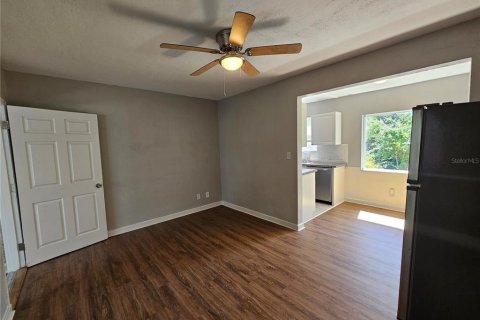 Casa en venta en Saint Petersburg, Florida, 3 dormitorios, 83.61 m2 № 1851454 - foto 4