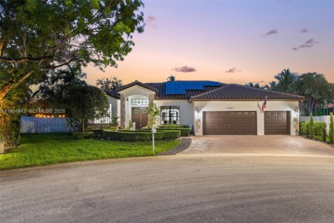 Casa en venta en Miramar, Florida, 5 dormitorios, 269.51 m2 № 1817654 - foto 30