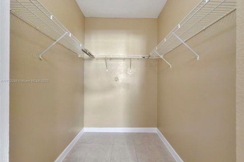 Condo in Homestead, Florida, 3 bedrooms  № 1859842 - photo 14