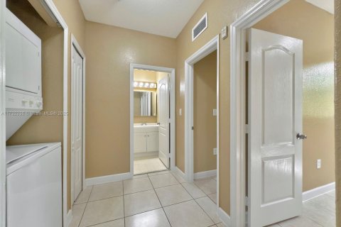 Condo in Homestead, Florida, 3 bedrooms  № 1859842 - photo 16