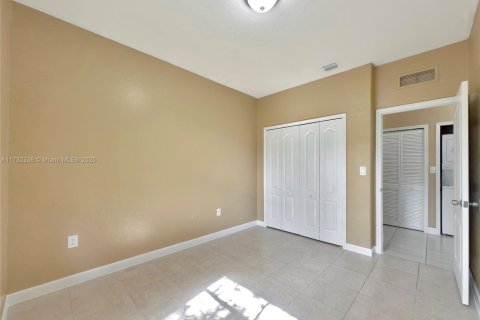 Condo in Homestead, Florida, 3 bedrooms  № 1859842 - photo 17