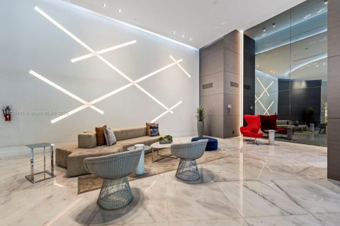 Condominio en venta en Aventura, Florida, 2 dormitorios, 91.97 m2 № 1874686 - foto 5