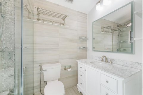 Casa en alquiler en Miami, Florida, 3 dormitorios, 111.48 m2 № 2006742 - foto 11