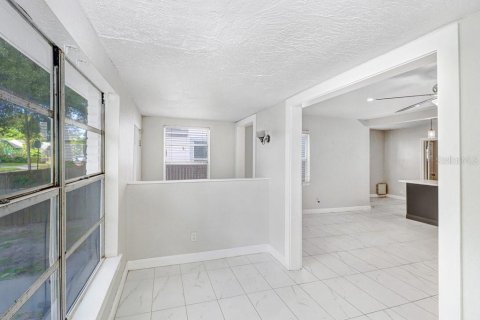 Villa ou maison à vendre à Saint Petersburg, Floride: 2 chambres, 96.8 m2 № 2312541 - photo 6
