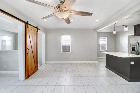 Villa ou maison à vendre à Saint Petersburg, Floride: 2 chambres, 96.8 m2 № 2312541 - photo 9