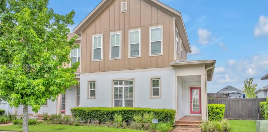 House in Orlando, Florida 3 bedrooms № 2078447