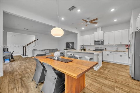 House in Orlando, Florida 3 bedrooms № 2078447 - photo 7
