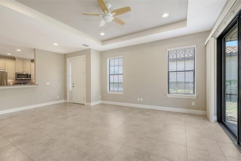 Casa en venta en Bradenton, Florida, 2 dormitorios, 156.08 m2 № 1681703 - foto 10