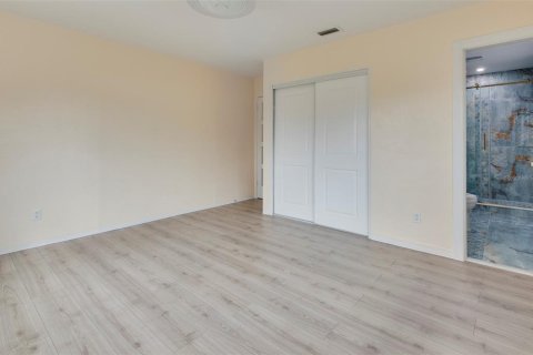 Casa en venta en Seminole, Florida, 3 dormitorios, 147.25 m2 № 1402498 - foto 30