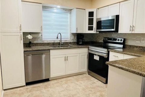 Casa en venta en Seminole, Florida, 3 dormitorios, 147.25 m2 № 1402498 - foto 12