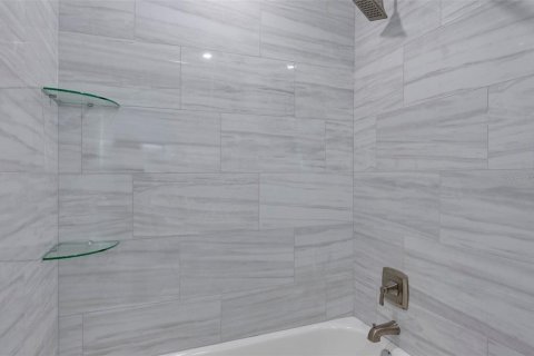 Casa en venta en Seminole, Florida, 3 dormitorios, 147.25 m2 № 1402498 - foto 6