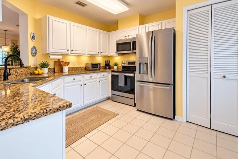 House in Melbourne, Florida 2 bedrooms, 148.09 sq.m. № 2421712 - photo 3