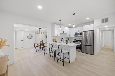 Villa ou maison à vendre à Tampa, Floride: 3 chambres, 138.89 m2 № 1832685 - photo 4
