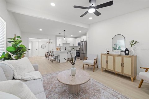 Villa ou maison à vendre à Tampa, Floride: 3 chambres, 138.89 m2 № 1832685 - photo 8