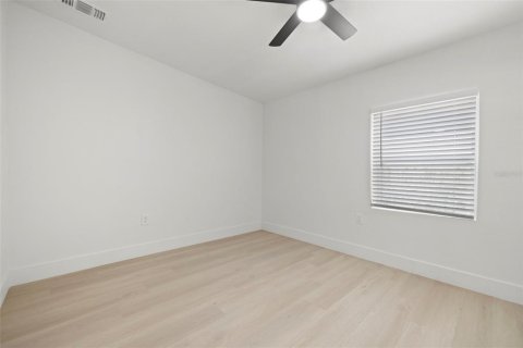 Villa ou maison à vendre à Tampa, Floride: 3 chambres, 138.89 m2 № 1832685 - photo 9