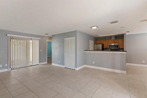 Copropriété à vendre à Largo, Floride: 1 chambre, 70.14 m2 № 1816887 - photo 2