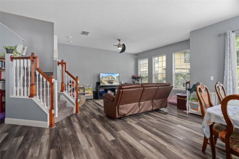 Adosado en venta en Wesley Chapel, Florida, 3 dormitorios, 140.56 m2 № 2156772 - foto 8