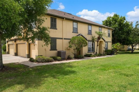 Adosado en venta en Wesley Chapel, Florida, 3 dormitorios, 140.56 m2 № 2156772 - foto 2
