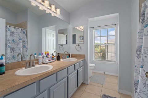 Adosado en venta en Wesley Chapel, Florida, 3 dormitorios, 140.56 m2 № 2156772 - foto 22