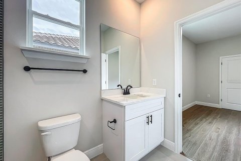 Casa en venta en Eustis, Florida, 3 dormitorios, 176.24 m2 № 1918134 - foto 23