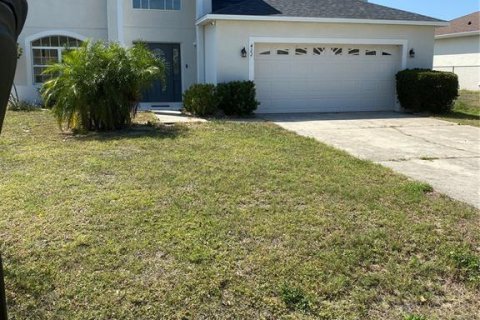 Villa ou maison à vendre à Kissimmee, Floride: 4 chambres, 259.2 m2 № 1650427 - photo 1