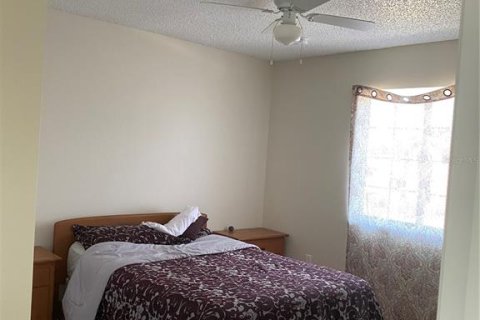 Villa ou maison à vendre à Kissimmee, Floride: 4 chambres, 259.2 m2 № 1650427 - photo 8