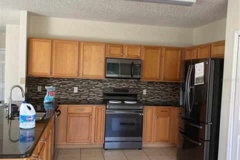 Villa ou maison à vendre à Kissimmee, Floride: 4 chambres, 259.2 m2 № 1650427 - photo 2