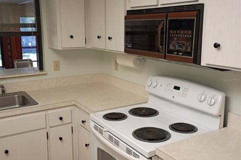 Casa en venta en Titusville, Florida, 4 dormitorios, 183.76 m2 № 2233769 - foto 4