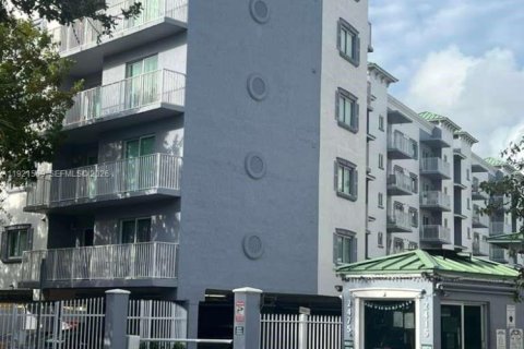 Copropriété à louer à Miami, Floride: 2 chambres, 83.61 m2 № 1982254 - photo 15