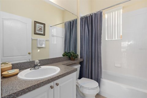 Townhouse in Davenport, Florida 3 bedrooms, 127.55 sq.m. № 1545887 - photo 19