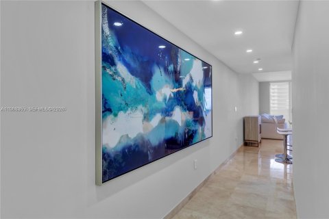 Снять в аренду кондоминиум в Халландейл-Бич, Флорида 2 спальни, 124.21м2, № 2029542 - фото 11