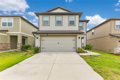 House in Minneola, Florida 4 bedrooms, 212.65 sq.m. № 2291850