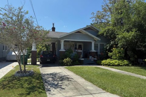 Villa ou maison à vendre à Tampa, Floride: 2 chambres, 97.55 m2 № 1905074 - photo 1