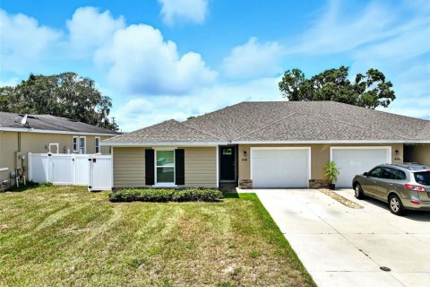 Appartement à louer à Eustis, Floride: 3 chambres, 122.07 m2 № 1870262 - photo 1