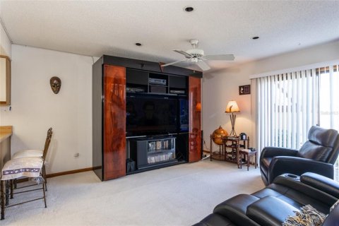 Condominio en venta en Palm Coast, Florida, 3 dormitorios, 171.87 m2 № 2130999 - foto 11