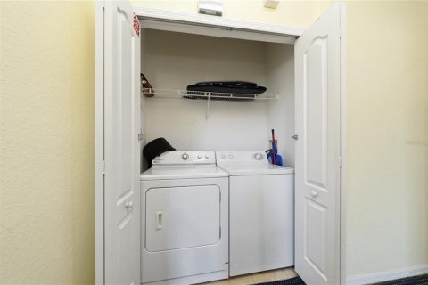 Condo in Kissimmee, Florida, 2 bedrooms  № 2226820 - photo 21