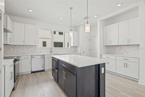 Adosado en venta en Saint Petersburg, Florida, 3 dormitorios, 192.96 m2 № 1517877 - foto 10