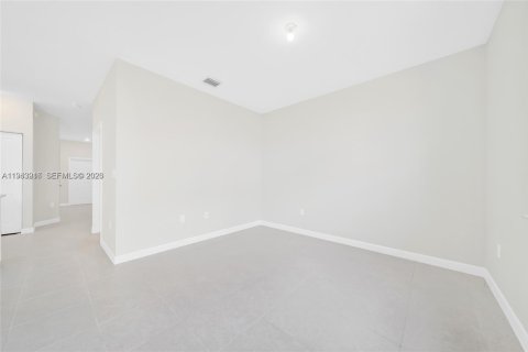 Townhouse in Miami, Florida 3 bedrooms, 157.47 sq.m. № 2000823 - photo 16