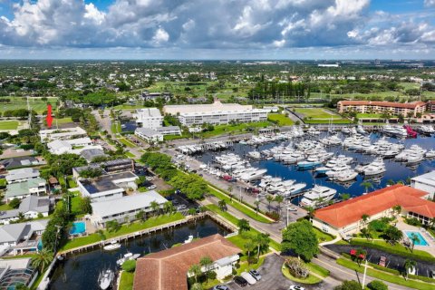 Condo in North Palm Beach, Florida, 1 bedroom № 2146910 - photo 24