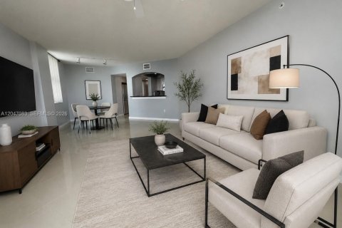 Condo in Surfside, Florida, 2 bedrooms  № 2168625 - photo 3