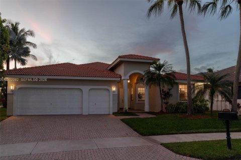 Villa ou maison à vendre à Weston, Floride: 5 chambres, 253.81 m2 № 2189487 - photo 3