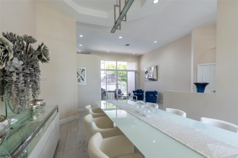 Villa ou maison à vendre à Weston, Floride: 5 chambres, 253.81 m2 № 2189487 - photo 9