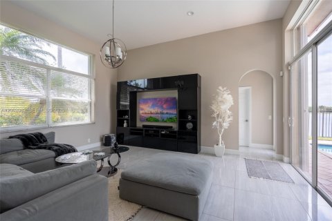 Villa ou maison à vendre à Weston, Floride: 5 chambres, 253.81 m2 № 2189487 - photo 20