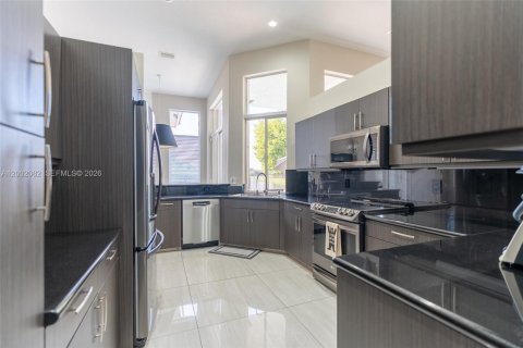 Villa ou maison à vendre à Weston, Floride: 5 chambres, 253.81 m2 № 2189487 - photo 25