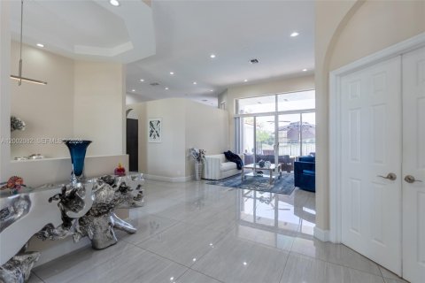 Villa ou maison à vendre à Weston, Floride: 5 chambres, 253.81 m2 № 2189487 - photo 11