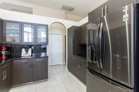 Villa ou maison à vendre à Weston, Floride: 5 chambres, 253.81 m2 № 2189487 - photo 26