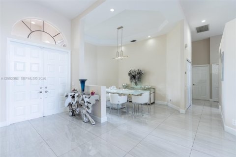 Villa ou maison à vendre à Weston, Floride: 5 chambres, 253.81 m2 № 2189487 - photo 12
