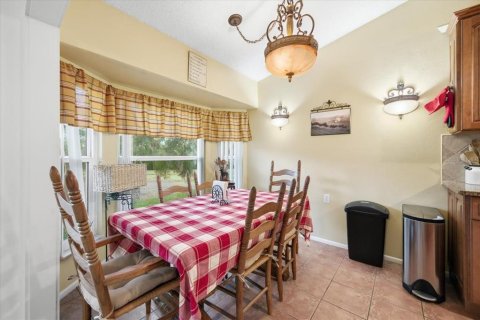 House in New Port Richey, Florida 2 bedrooms, 172.33 sq.m. № 2100871 - photo 18
